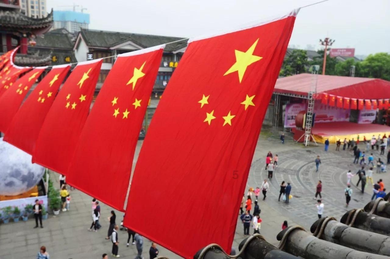 小小兵团